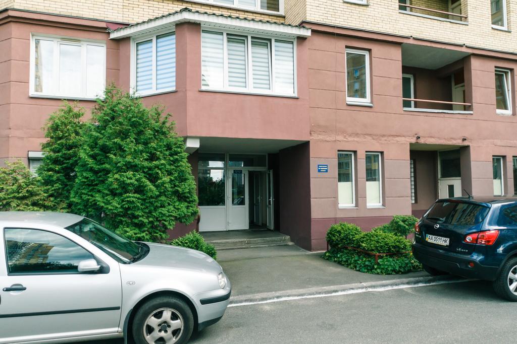 Two-Storey Apartment Near Iec Kyiv Exterior photo